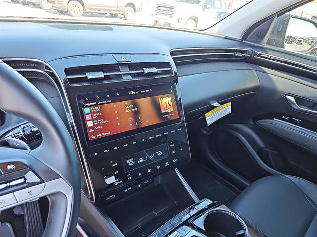 Used 2024 Hyundai Tucson Limited image 18