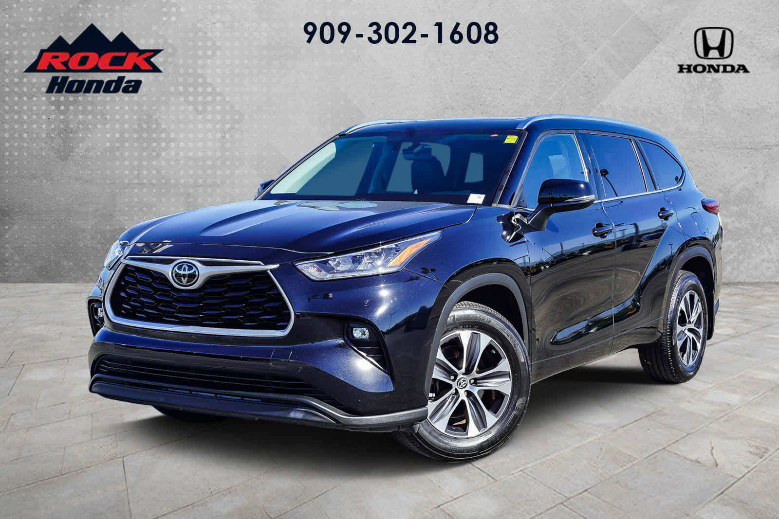 Used 2020 Toyota Highlander XLE
