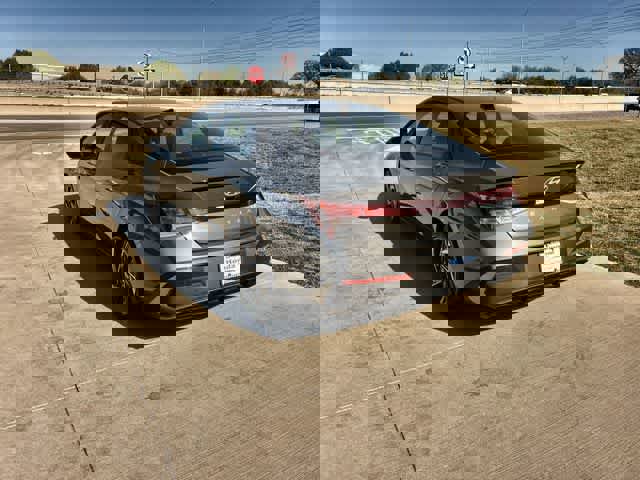 Used 2025 Hyundai Elantra Sport image 5