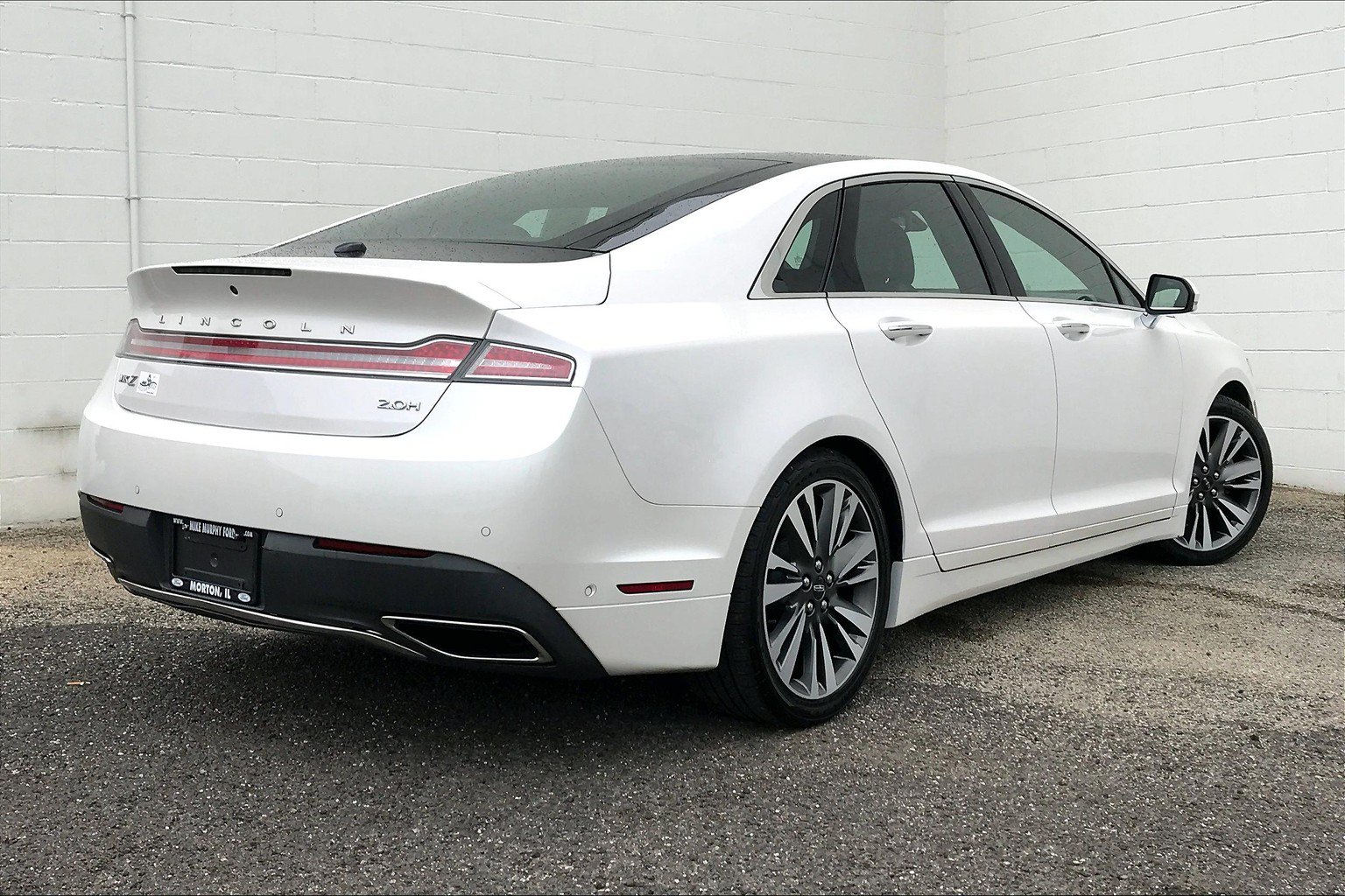 Used 2017 Lincoln MKZ Reserve w/ Technology Package FWD image 13