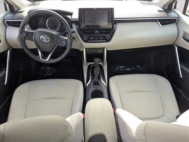 Used 2022 Toyota Corolla Cross LE image 18