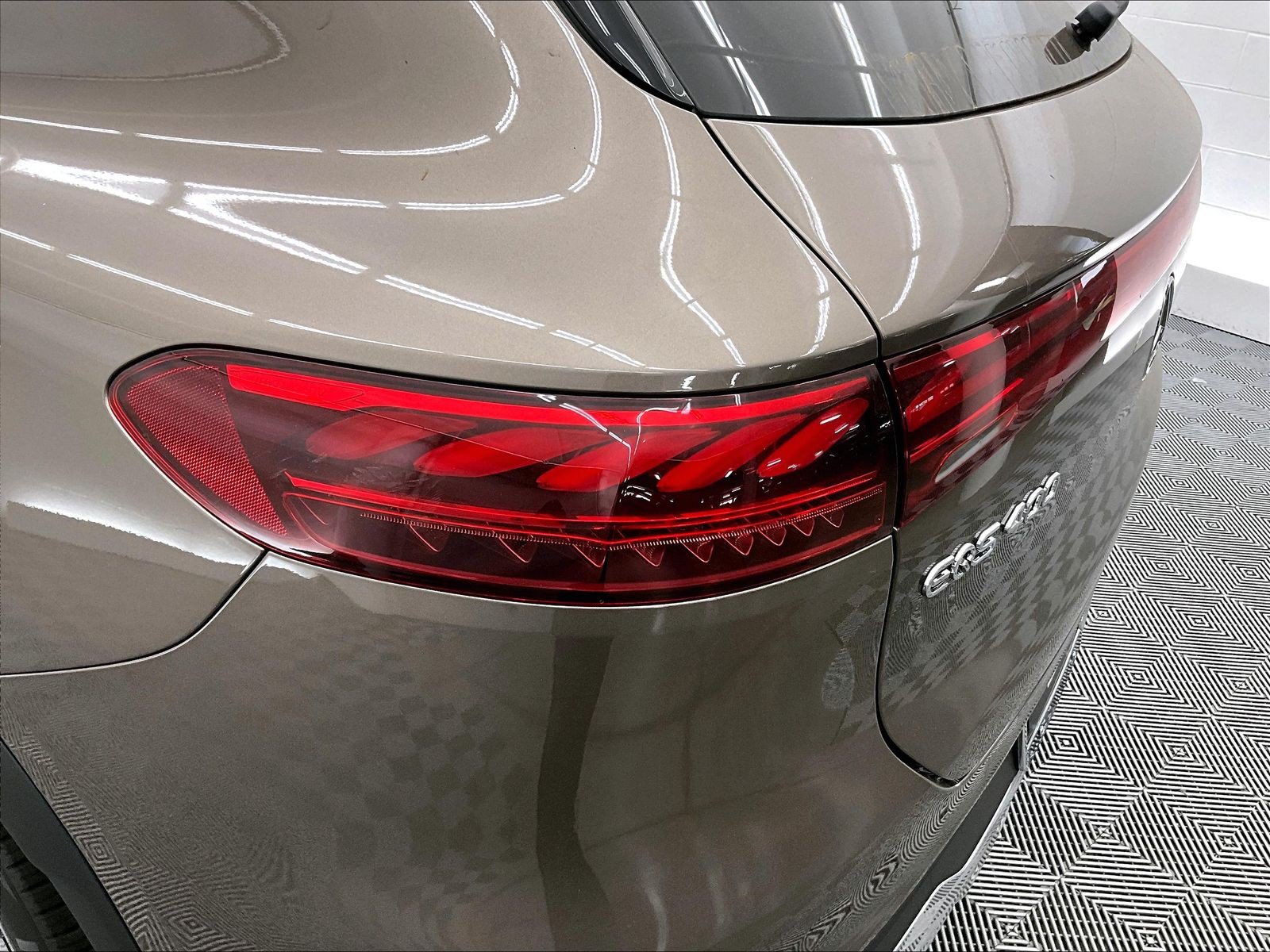 New 2026 Mercedes-Benz EQS 400 4MATIC SUV image 12