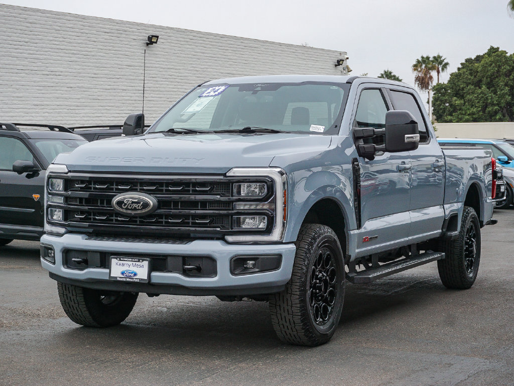 Used 2024 Ford F350 Lariat w/ Black Appearance Package AWD/4WD image 3