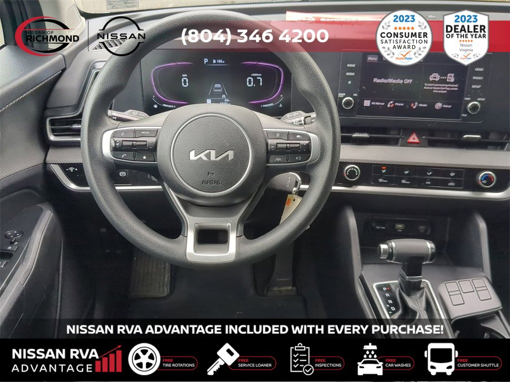 Used 2024 Kia Sportage LX image 16