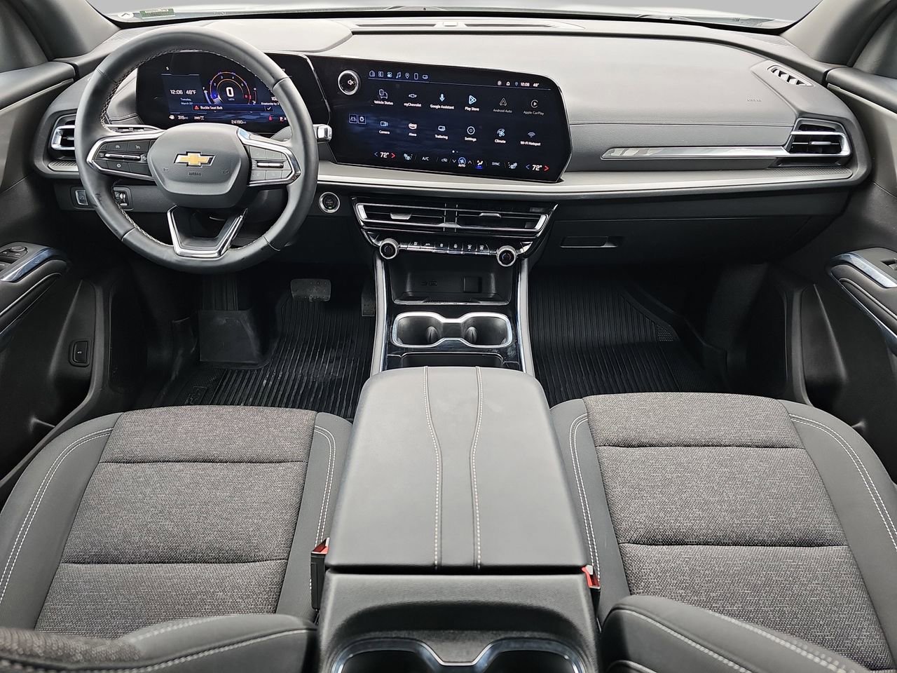 Certified 2025 Chevrolet Traverse LT w/ Sun and Wheel Package image 11