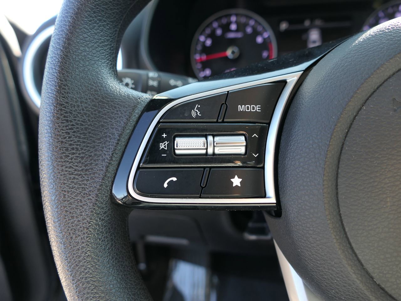 Used 2023 Kia Forte LXS w/ LXS Technology Package image 20