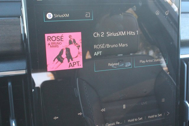 New 2026 GMC Acadia Denali Ultimate w/ LPO, Floor Liner Package image 42