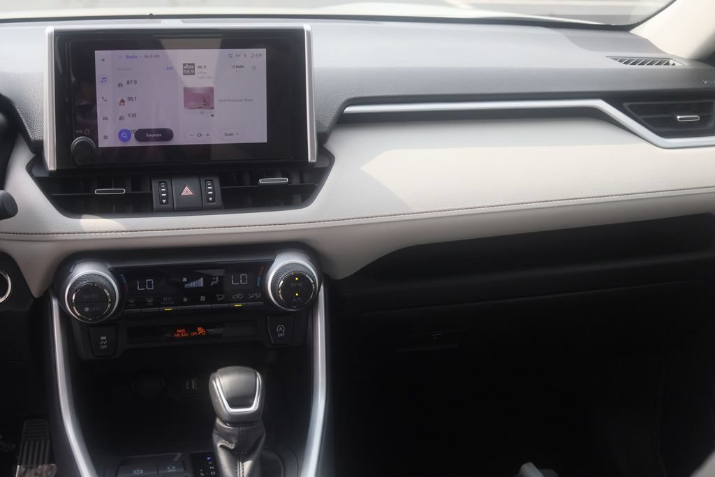 Used 2024 Toyota RAV4 XLE Premium FWD image 12