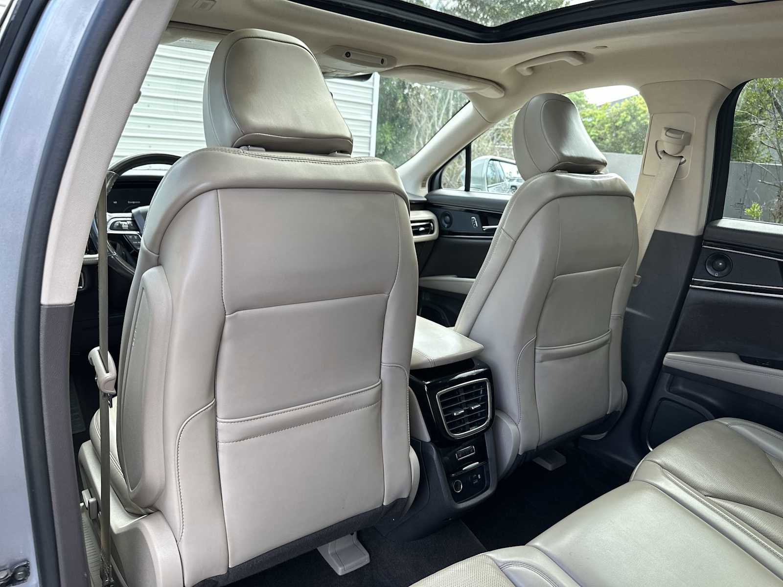 Used 2021 Lincoln Nautilus Reserve FWD image 17