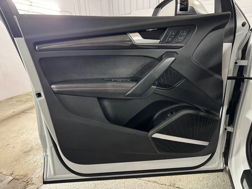 Used 2023 Audi SQ5 Premium Plus w/ Premium Plus Package image 37