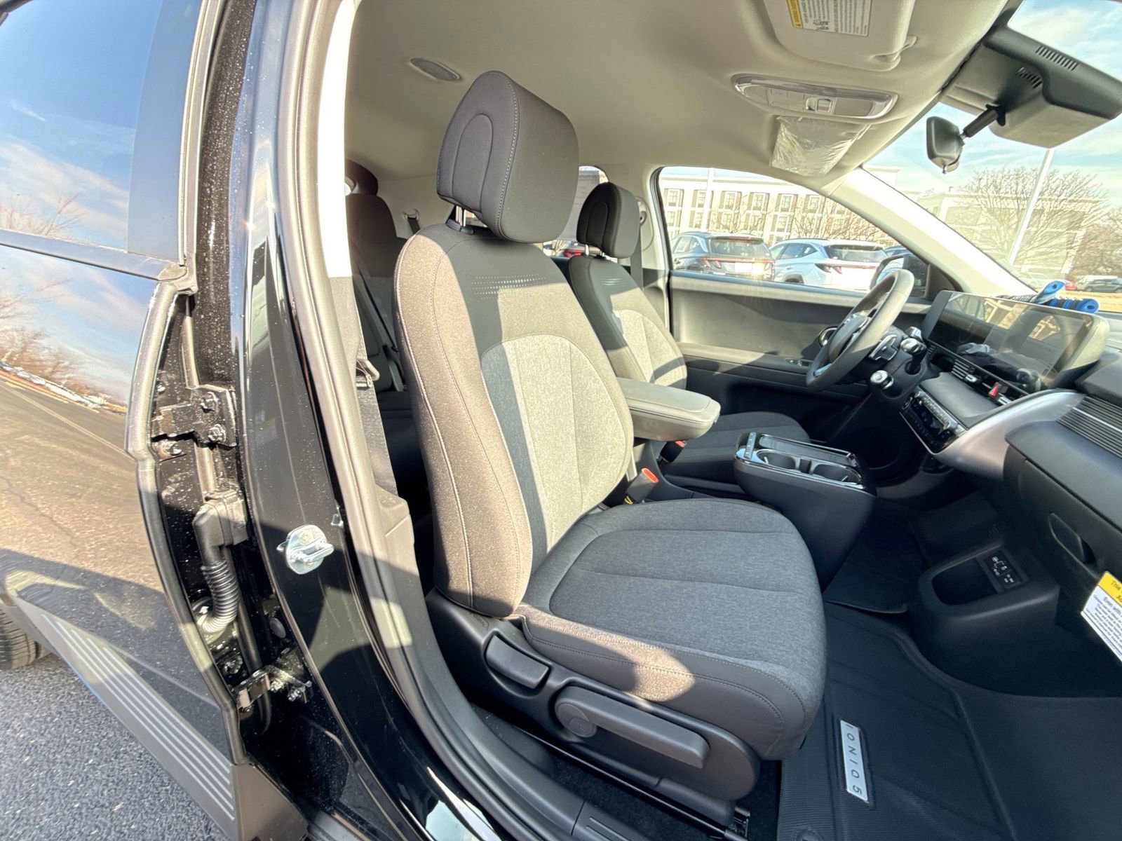 New 2026 Hyundai Ioniq 5 SE AWD/4WD image 26