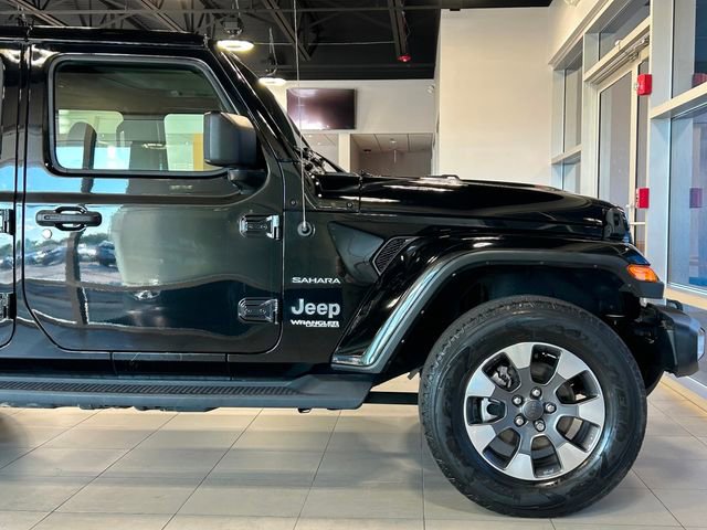 Used 2021 Jeep Wrangler Unlimited Sahara AWD/4WD image 16