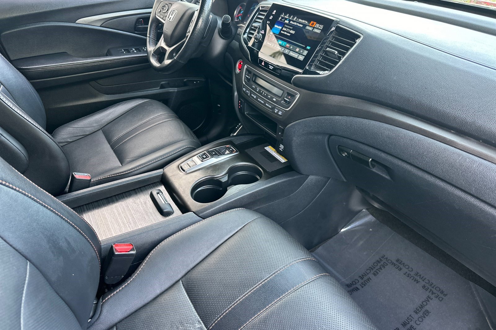 Used 2022 Honda Pilot TrailSport image 32