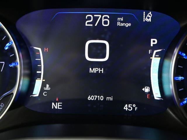 Used 2023 Chrysler Pacifica Touring-L image 25