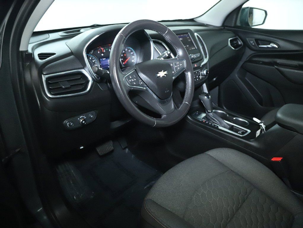 Used 2020 Chevrolet Equinox LT w/ Driver Convenience Package AWD/4WD image 17