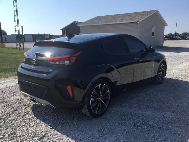 Used 2019 Hyundai Veloster 2.0 Premium image 3