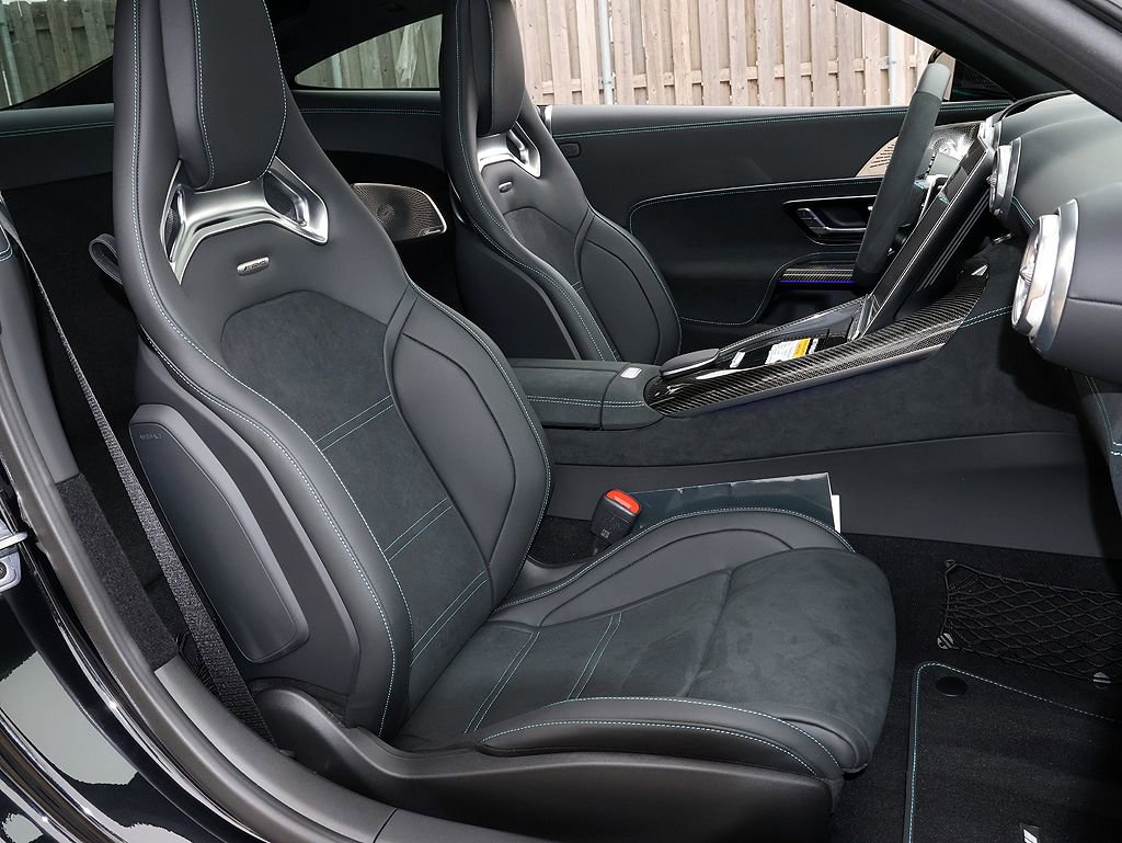 Used 2025 Mercedes-Benz AMG GT 63 image 25