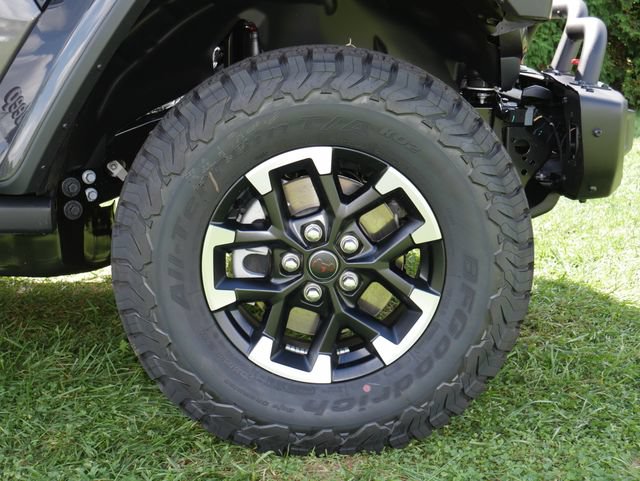 New 2027 Jeep Wrangler Rubicon AWD/4WD image 12