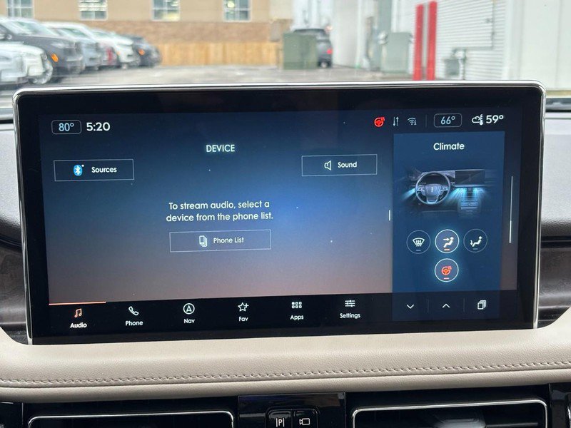 Certified 2023 Lincoln Nautilus Reserve image 21