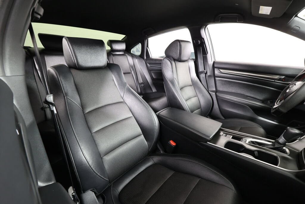 Used 2019 Honda Accord Sport image 24