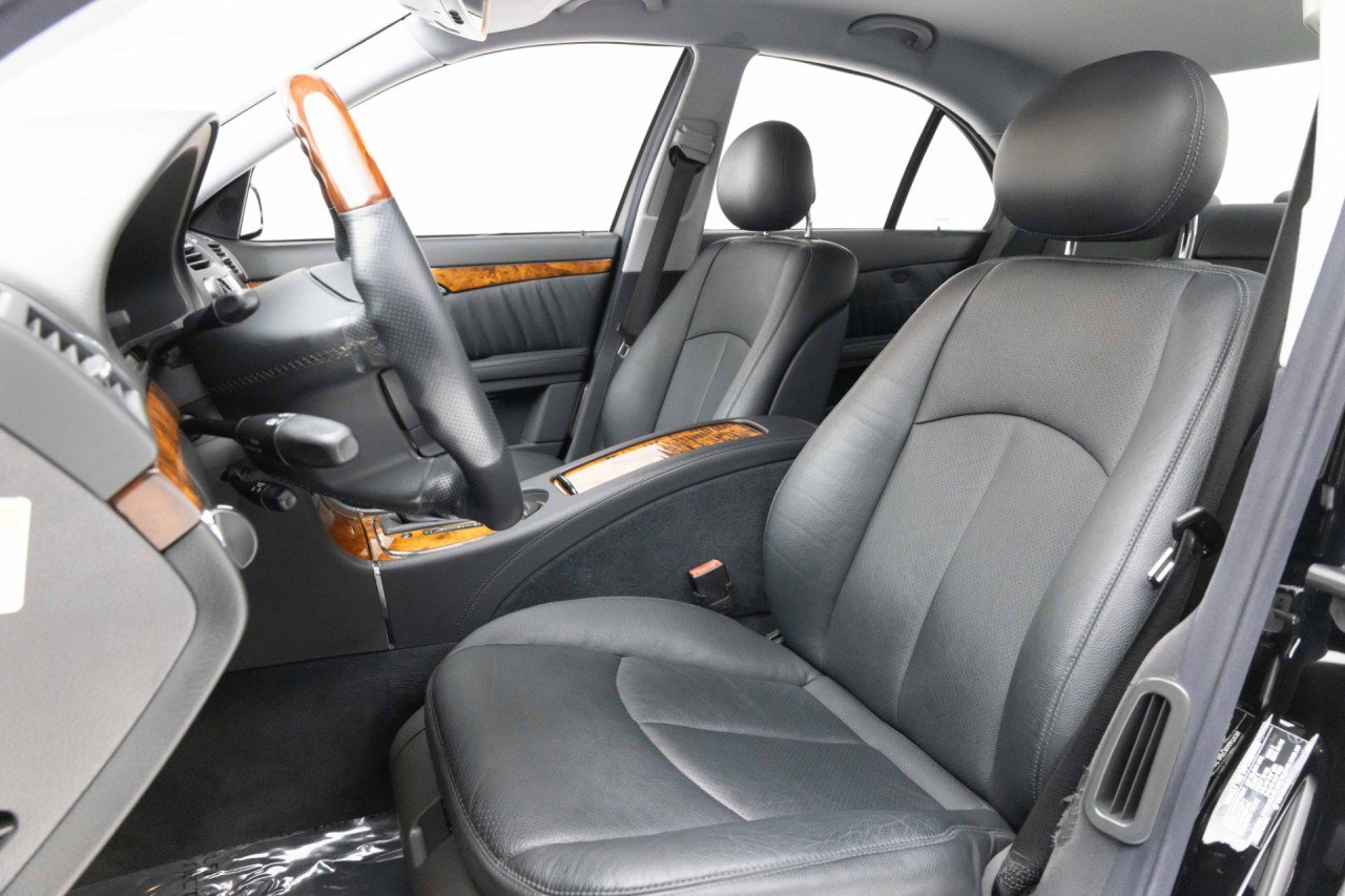 Used 2005 Mercedes-Benz E 500 Sedan image 8
