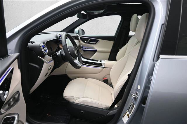 Certified 2025 Mercedes-Benz GLC 300 4MATIC image 9