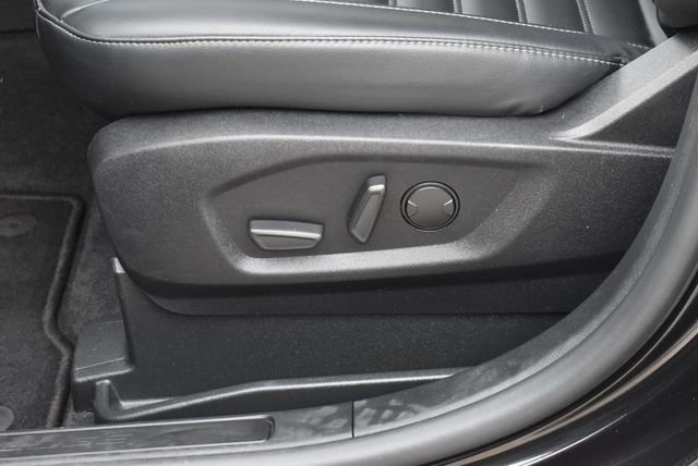 Used 2024 Ford Edge SEL image 19