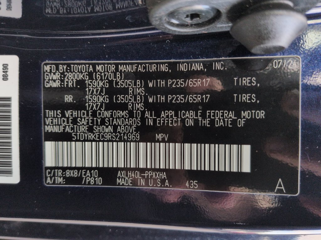 Used 2024 Toyota Sienna XLE FWD image 34