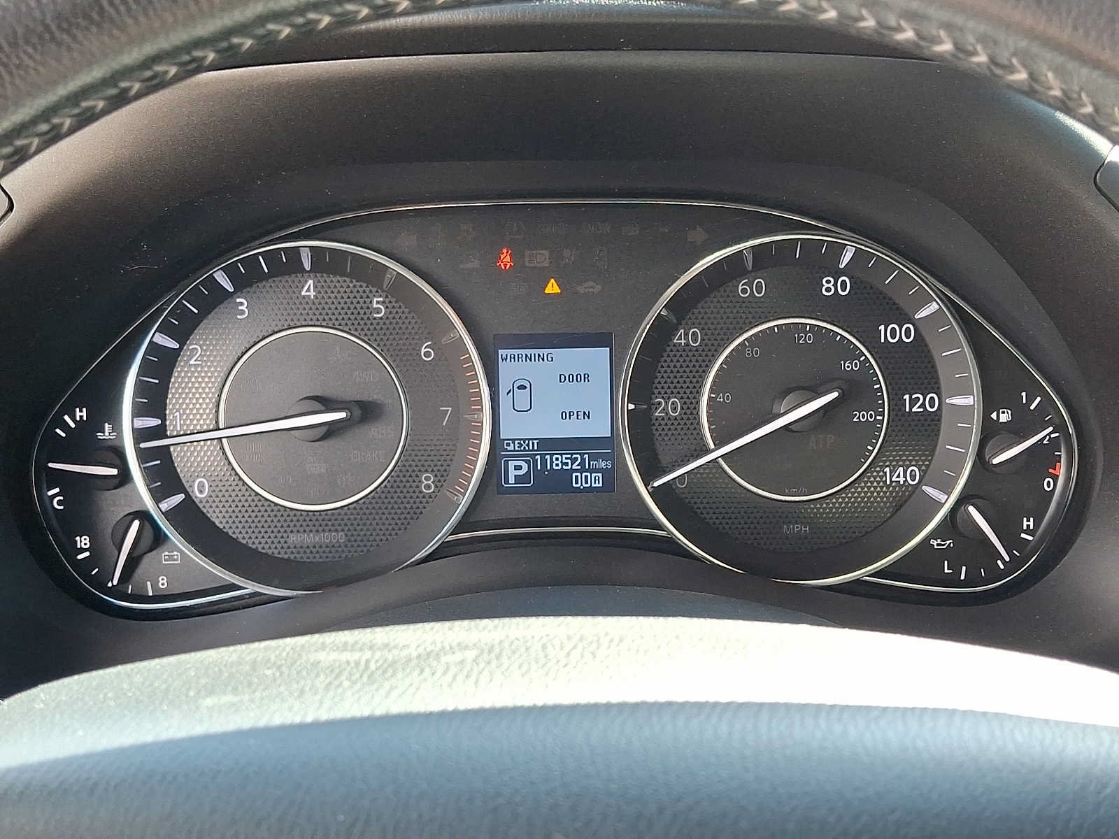 Used 2017 Nissan Armada Platinum w/ Interior Lighting Package AWD/4WD image 21