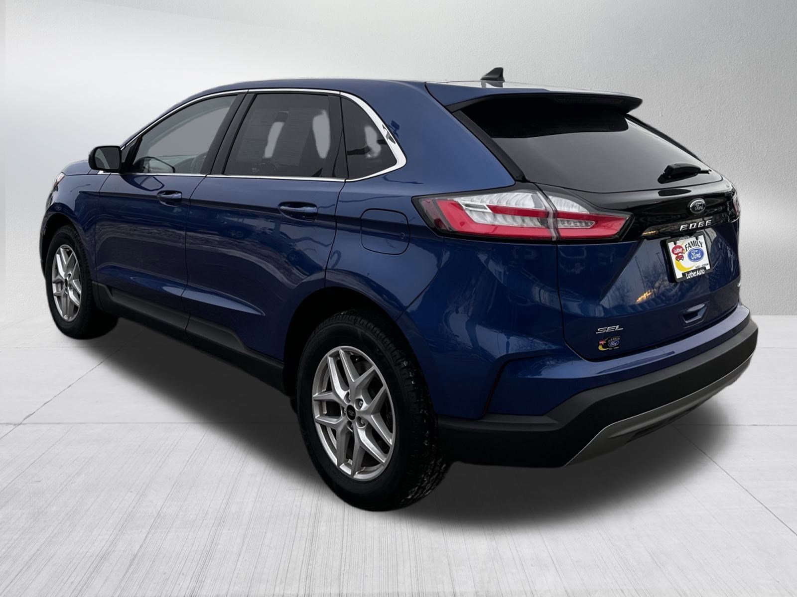 Certified 2024 Ford Edge SEL w/ Convenience Package image 5