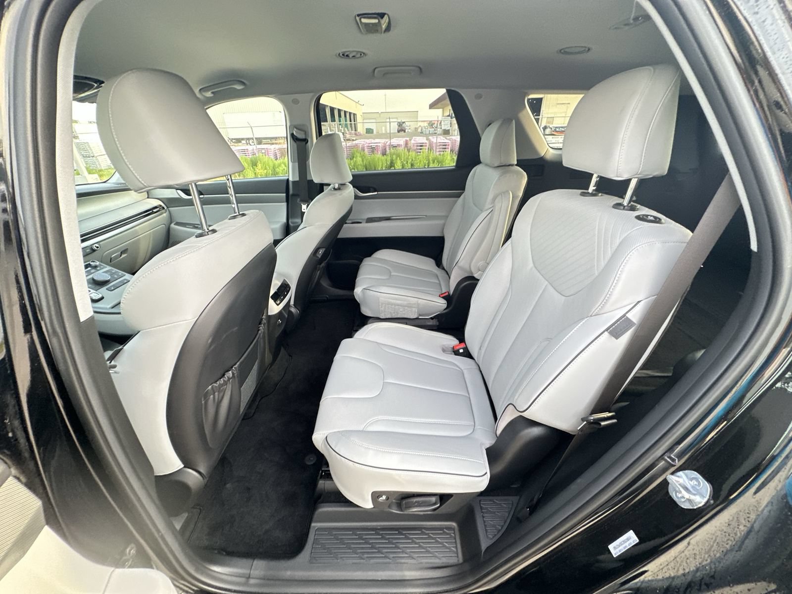 Used 2025 Hyundai Palisade SEL AWD/4WD image 24