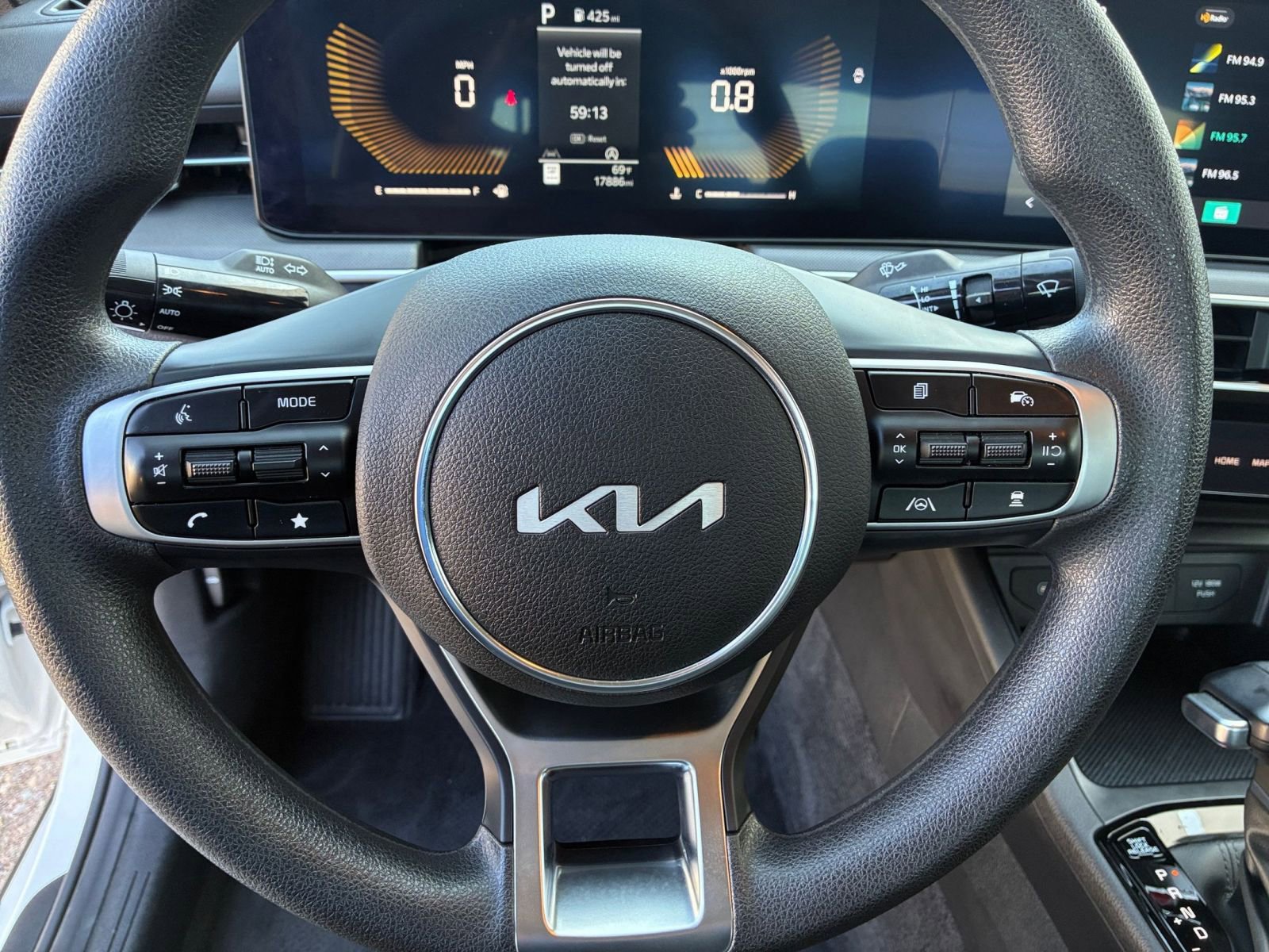 Used 2025 Kia K5 LXS image 27