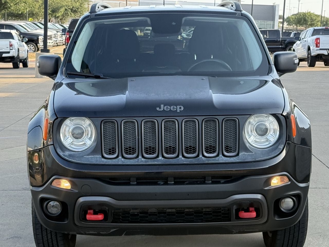 Used 2017 Jeep Renegade Trailhawk AWD/4WD image 7