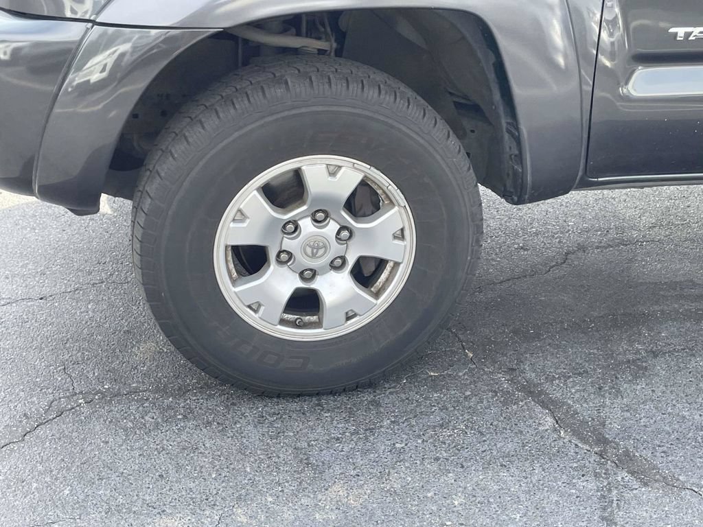Used 2009 Toyota Tacoma PreRunner RWD image 11