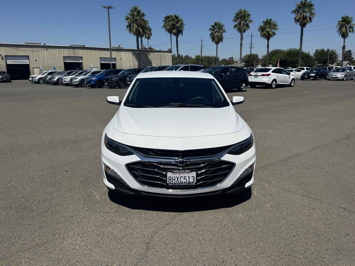 Used 2019 Chevrolet Malibu LT FWD image 4