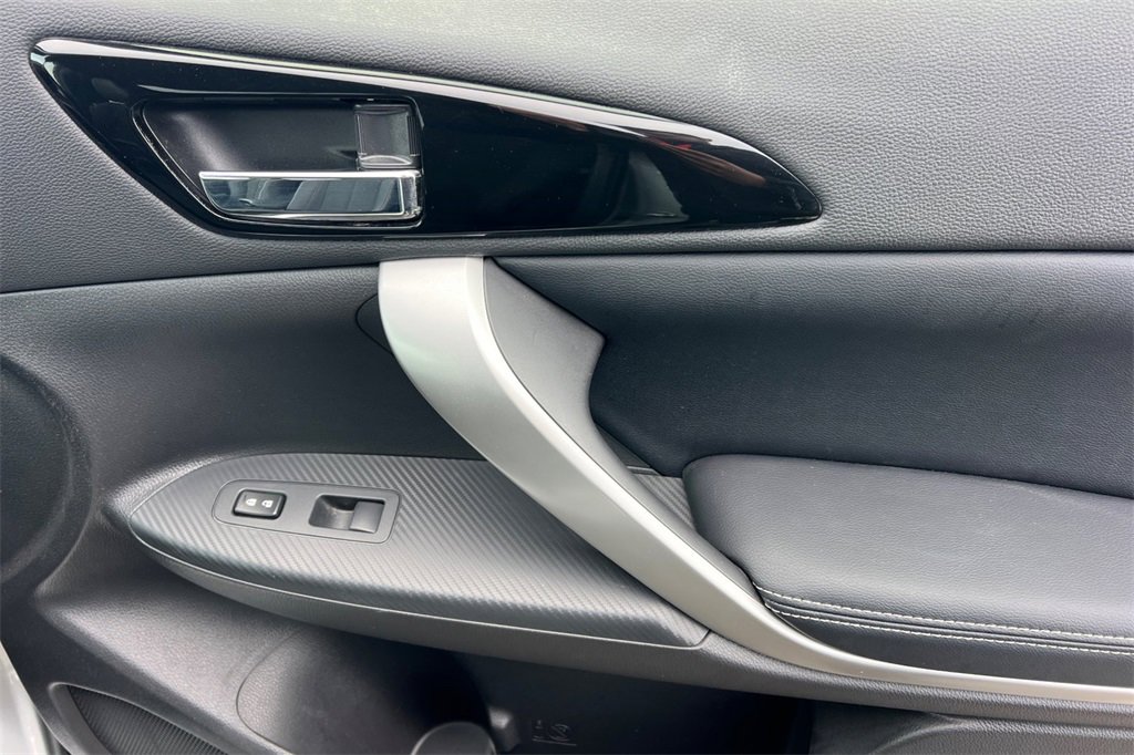 Used 2025 Mitsubishi Eclipse Cross Black Edition image 21