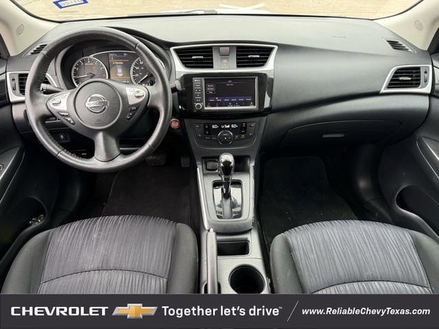 Used 2019 Nissan Sentra SV FWD image 11