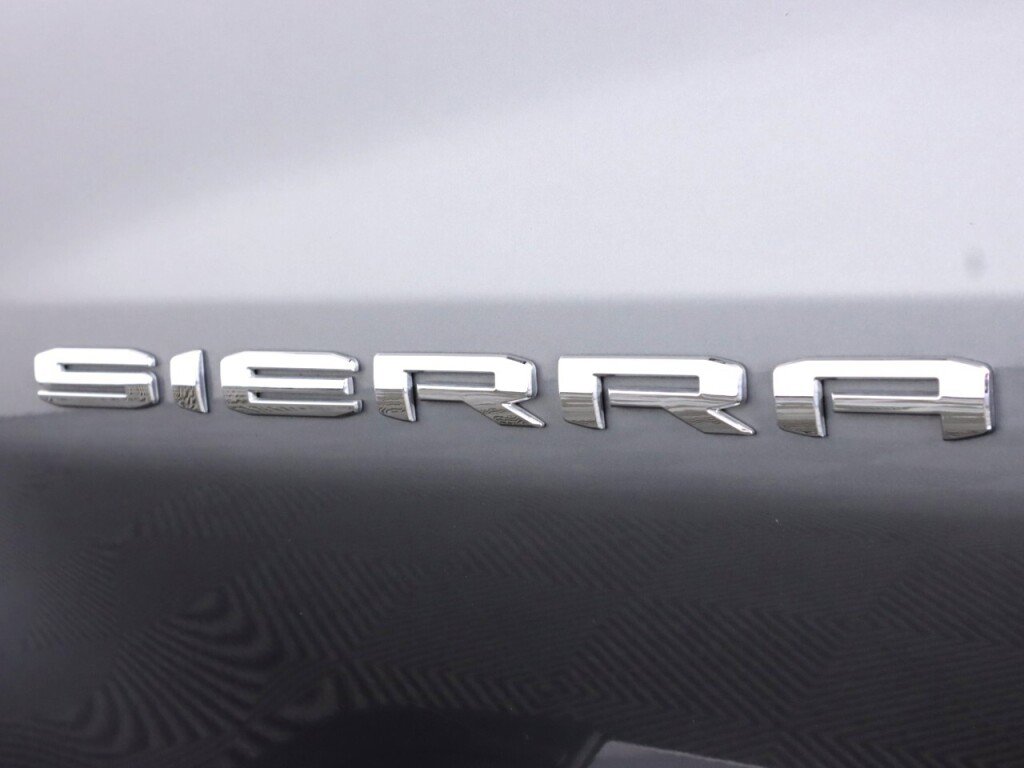 Used 2021 GMC Sierra 1500 SLT image 39