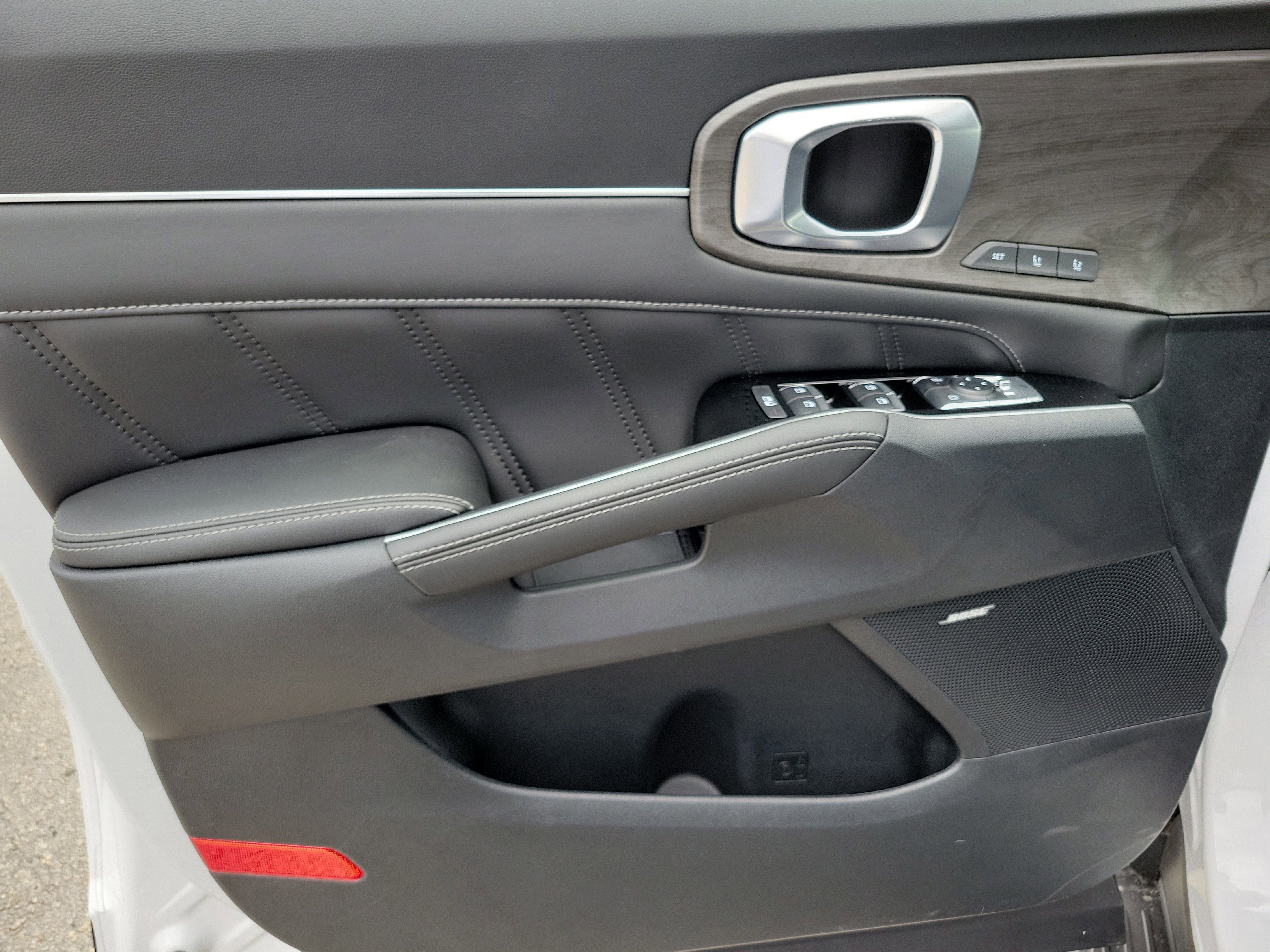 New 2025 Kia Sorento SX Prestige image 18