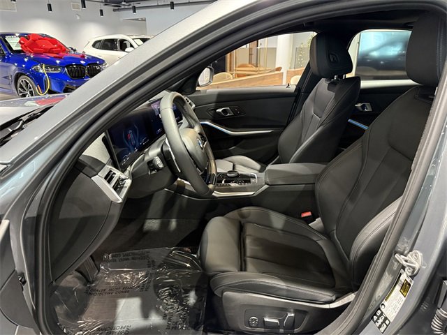 Used 2025 BMW 330i xDrive Sedan w/ Convenience Package image 16