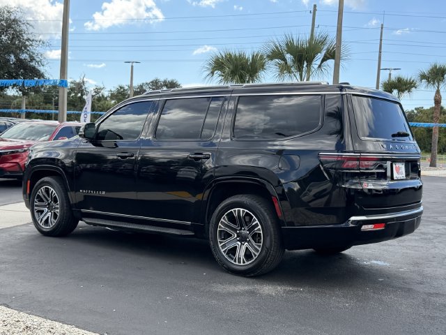 Used 2024 Jeep Wagoneer Series II w/ Flexible Seating Group AWD/4WD image 6