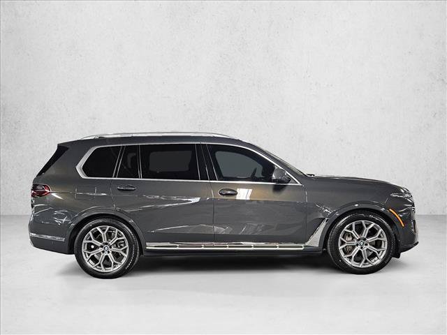 Used 2024 BMW X7 xDrive40i AWD/4WD image 4