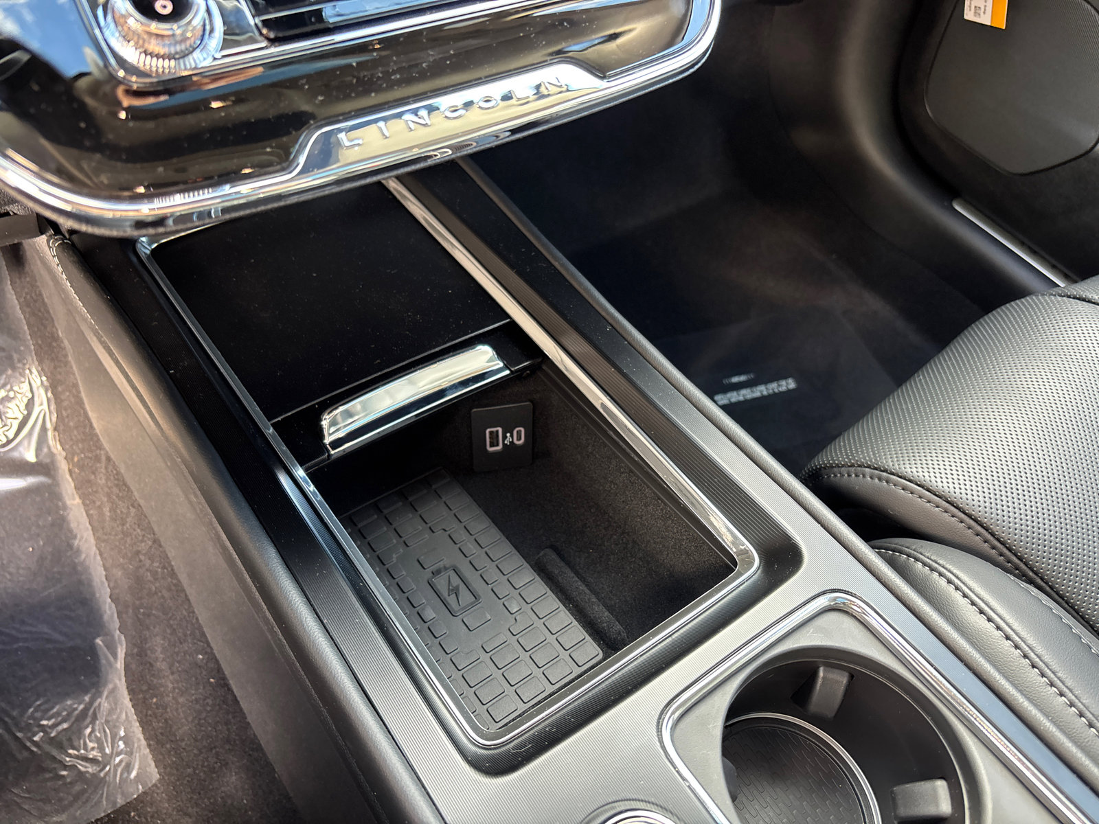 New 2026 Lincoln Corsair Reserve image 23