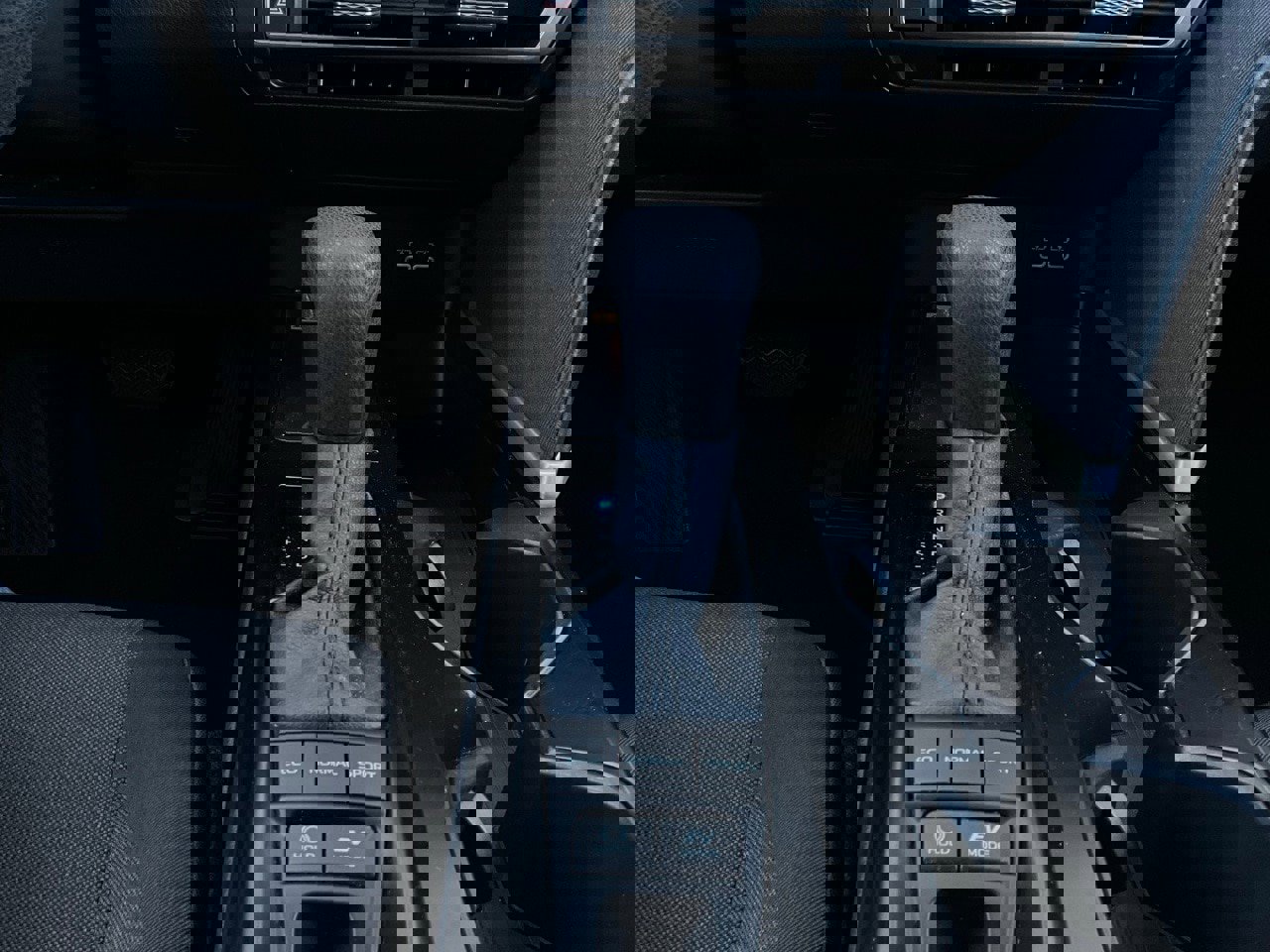 Used 2025 Toyota Camry LE image 23