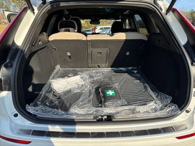 Used 2026 Volvo XC60 B5 Plus w/ Protection Package Premier image 29