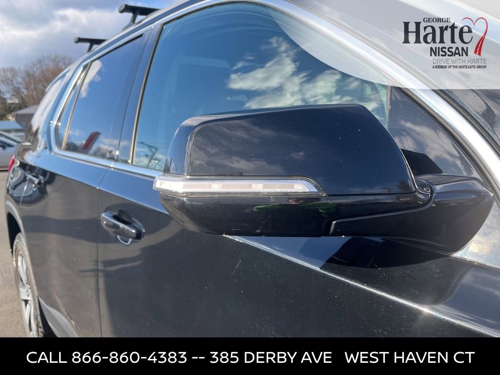 Used 2019 Chevrolet Traverse LT w/ LT Premium Package AWD/4WD image 14