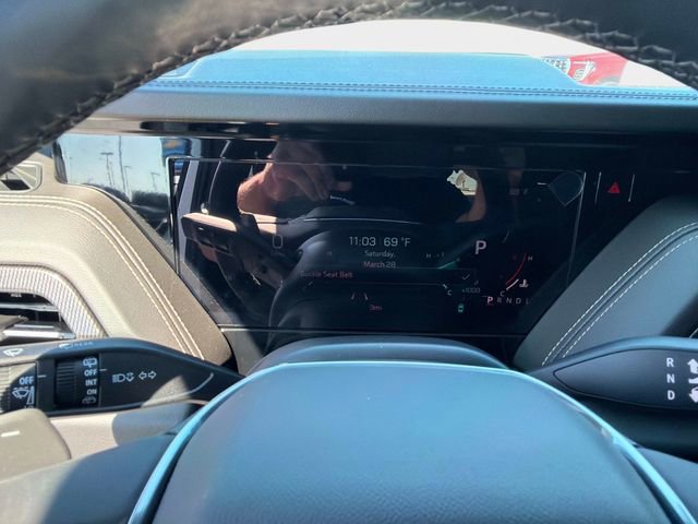 New 2026 GMC Yukon Elevation image 28