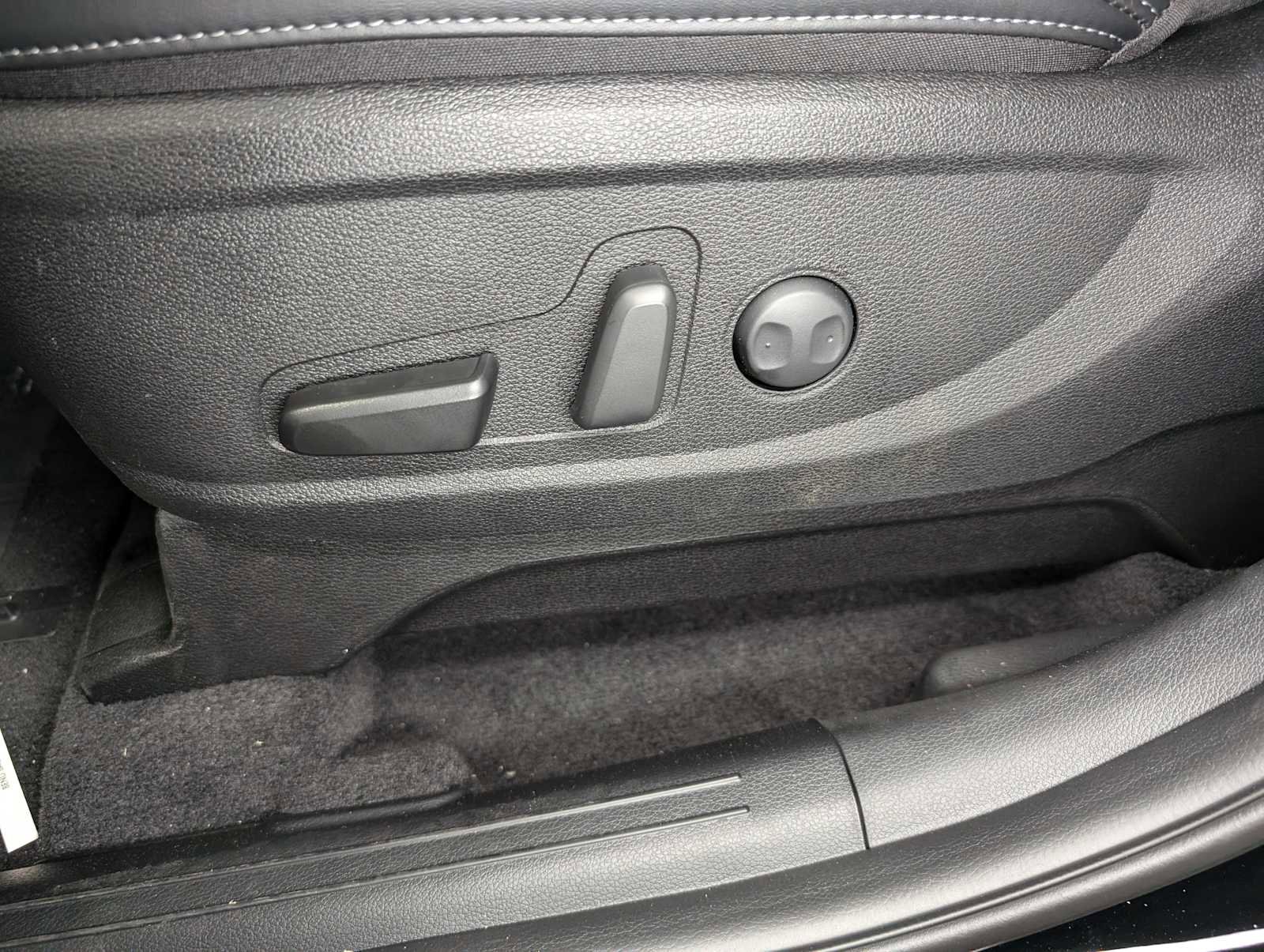 New 2025 Kia Telluride S image 35