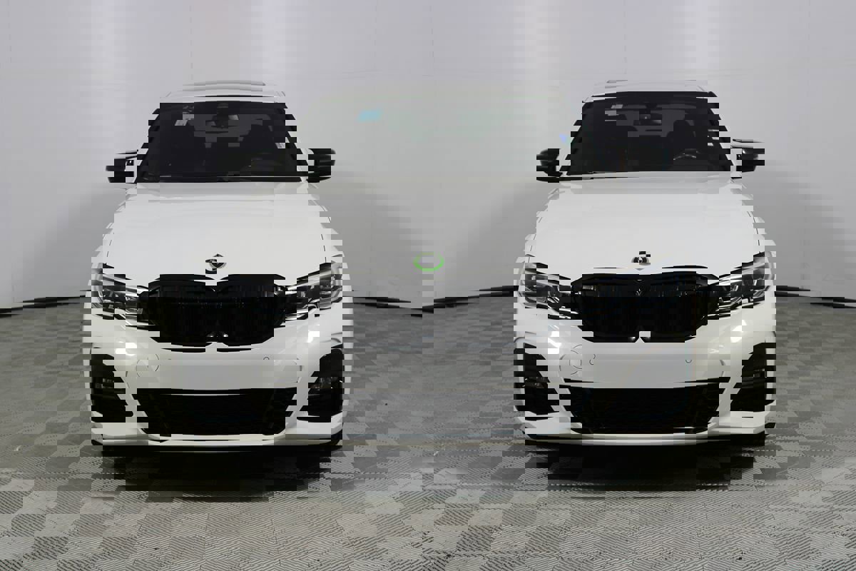 Used 2021 BMW 330e w/ M Sport Package image 26