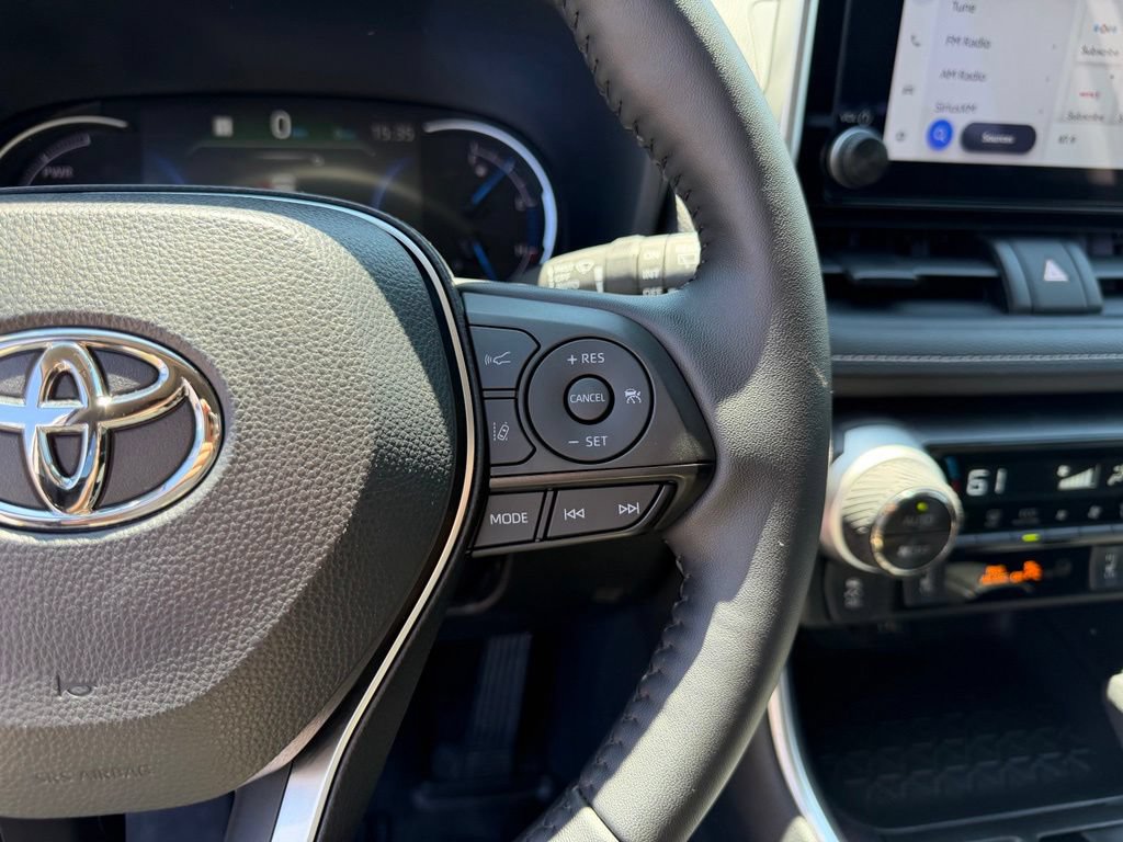 Used 2025 Toyota RAV4 XLE w/ Convenience Package AWD/4WD image 17